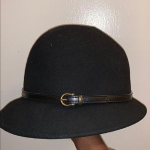 Women Black hat